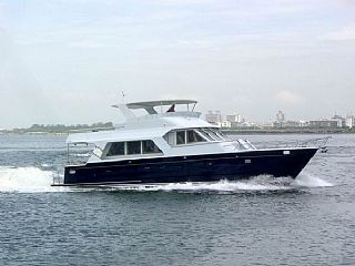 President 630 Pilothouse with Opening Flybridge and Hardtop