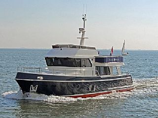 Privateer Trawler 54
