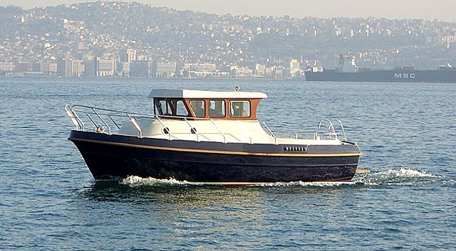 Tacar Mini Trawler 8.40 ::: Yachtopolis.com